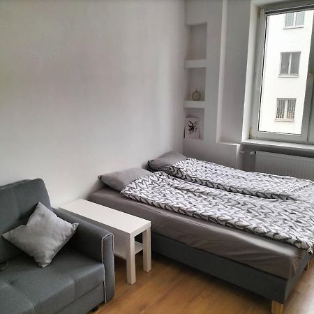 Apartament 2-3 Os Angorska Przy Stadionie Narodowym Варшава Экстерьер фото